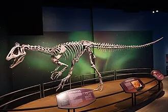 ไครโอโลโฟซอรัส (Cryolophosaurus)